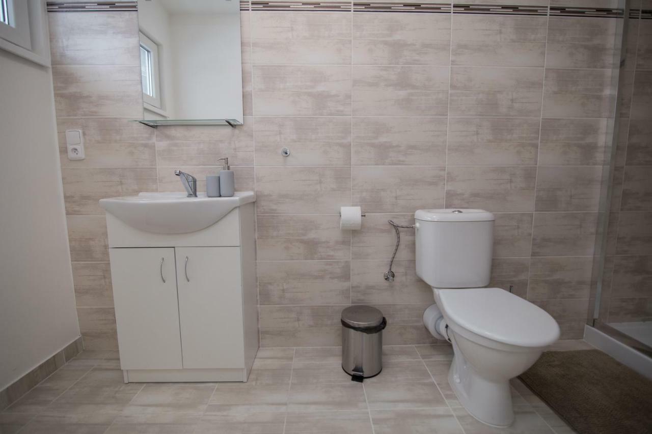 Apartment Simona Hostka  Εξωτερικό φωτογραφία
